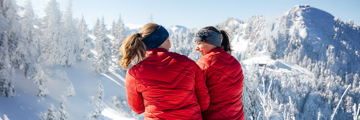 Unsere leichteste und minimalistische Outdoor-Isolationsjacke mit DownWool-Isolation - die Senseful-Jacke