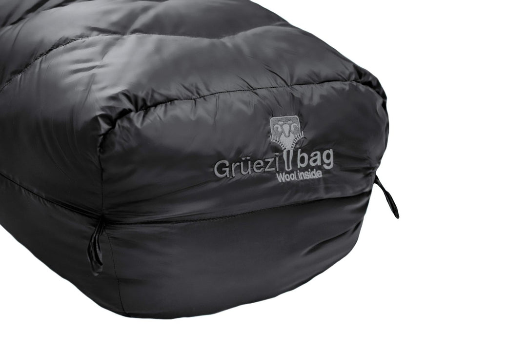 Gruezi bag Schlafsack DownWool Subzero 2.0 Black Edition Long Fußbox