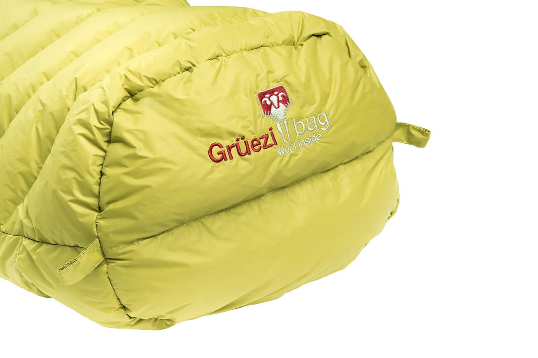 Gelber Schlafsack DownWool Extreme light 2.0 Extralong Fußbox von der Marke Grüezi bag